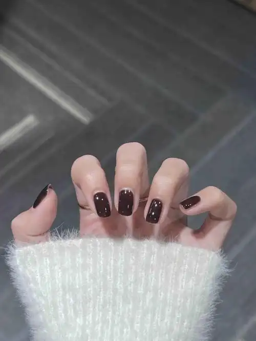 显白纯色美甲95