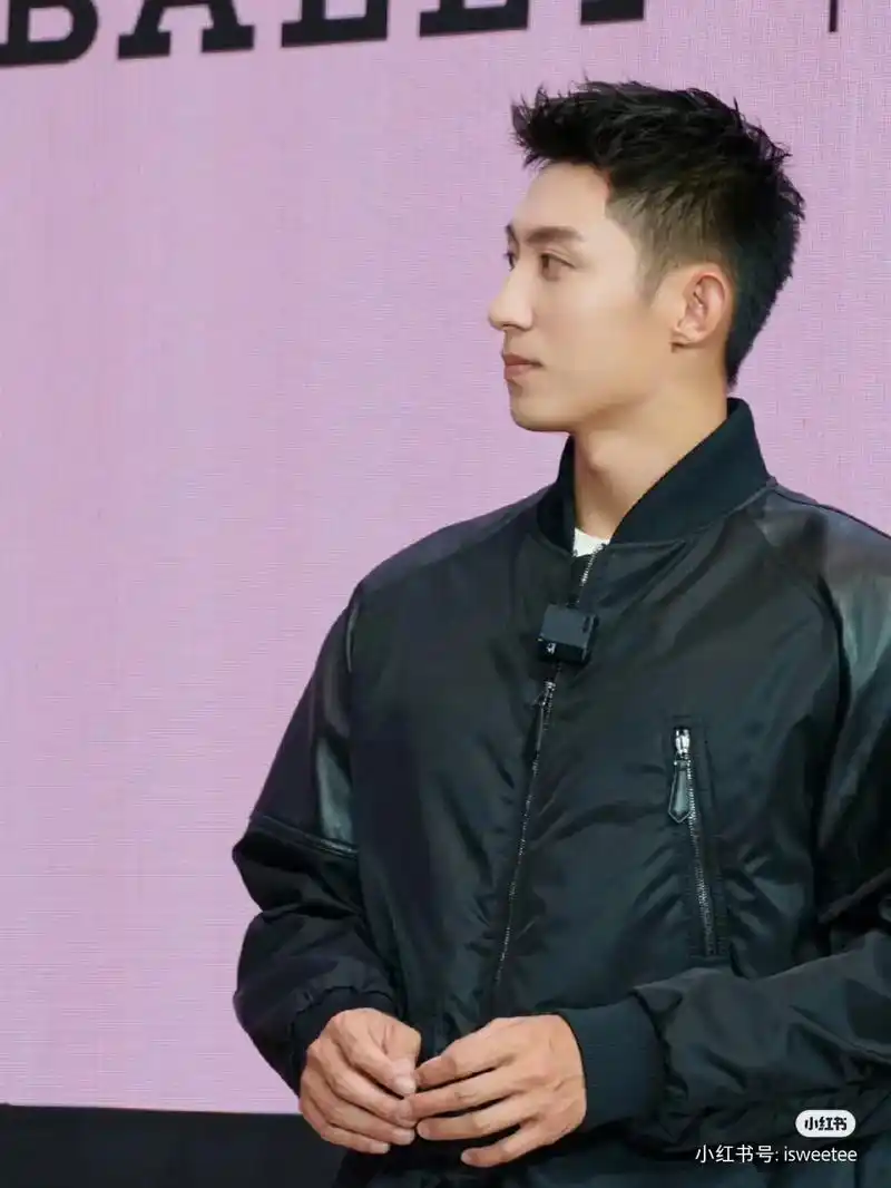 威尔男士王威 黄景瑜同款前刺发型 偏韩式的摩根前 - 抖音