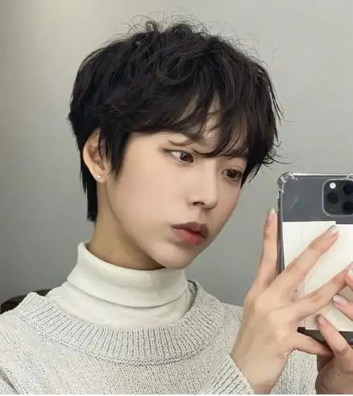 俏皮短发烫个性帅气优雅范