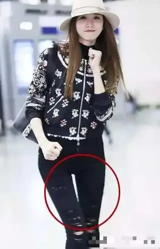 腿缝太大除了腿缝大,林志玲的胯很宽也是一个让人看起来比较尴尬的