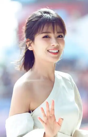 又传出有一女星在社交平台上公开爆料,称刘涛在某些方面技术很好,曾经