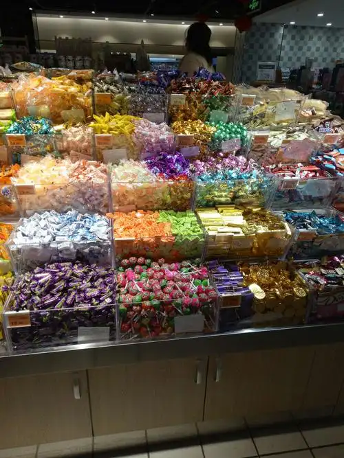 谷城店散称糖果陈列