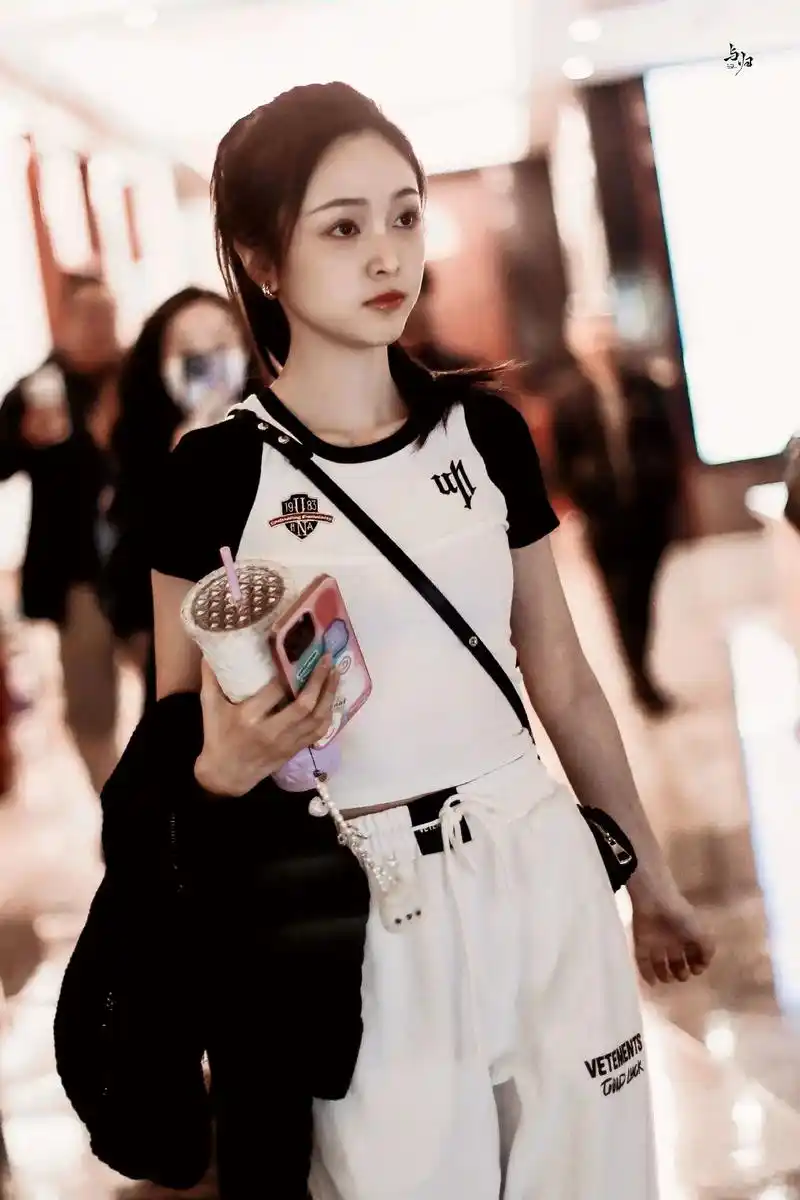 高马尾的宣仪学姐#吴宣仪 #学姐 - 抖音