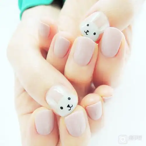 适合生肖兔的美甲款式 适合生肖兔的美甲款式图片