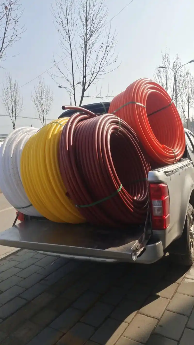 公司经营范围包括:塑料管材及管件,玻璃钢管及制品