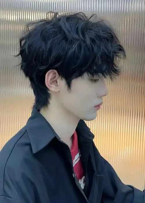 男生烫这款发型简直太帅啦