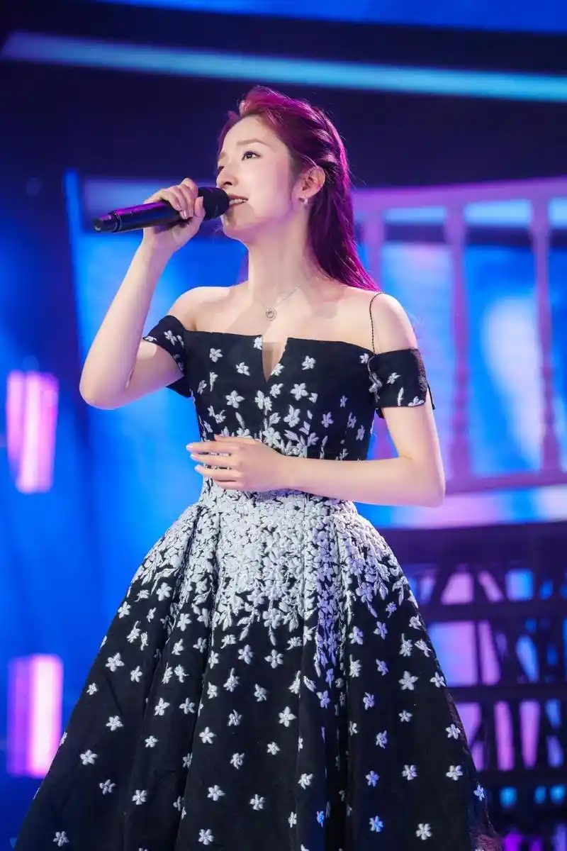 很高兴又来到全球中文音乐榜上榜,新改版的的节目很