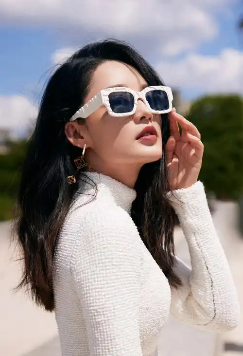 李沁看秀生图##李沁