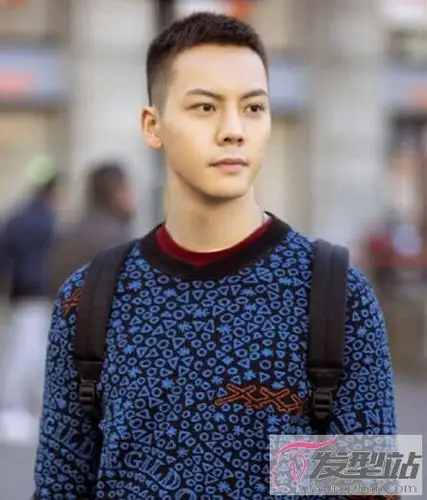 男生栗子头发型清爽利落一秒变潮男