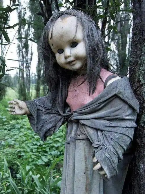 墨西哥娃娃岛上的鬼娃娃,你敢上岛去看看么