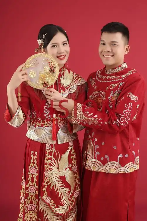 peterr的写真摄影作品《秀禾服》