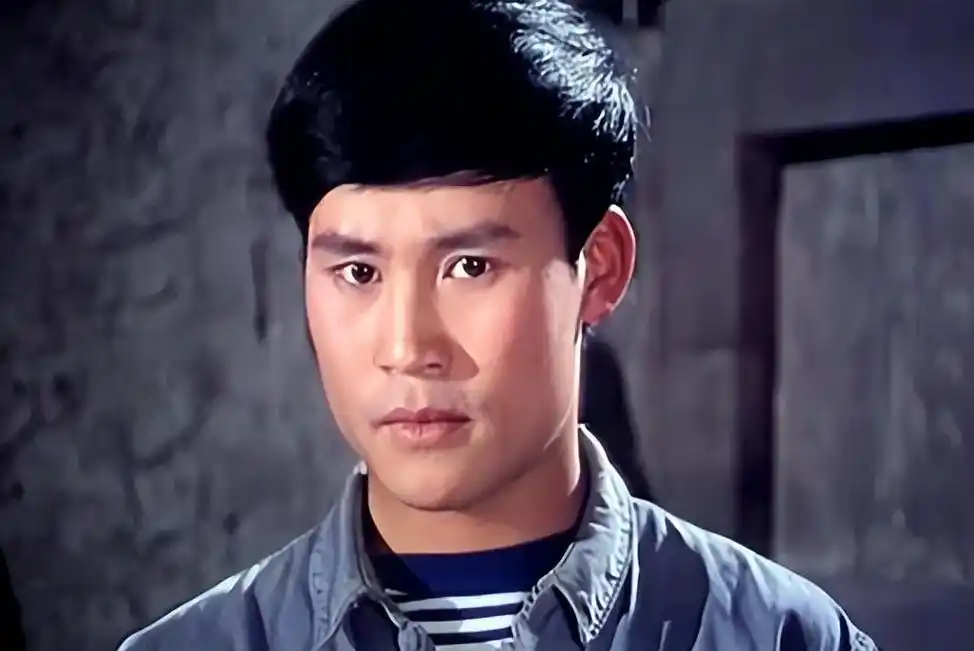 80年代走红的男星张世会:妻子是初恋,儿子如今是知名演员张隽溢