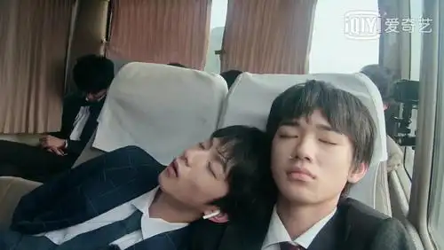 品多看宋亚轩真的有女朋友吗女朋友是付诗琦吗