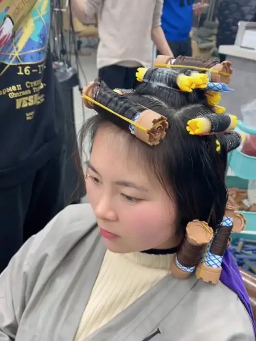 发根蓬松  #烫发  #女士发型参考