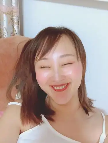 这大长下巴 这脸型 啥玩意啊?