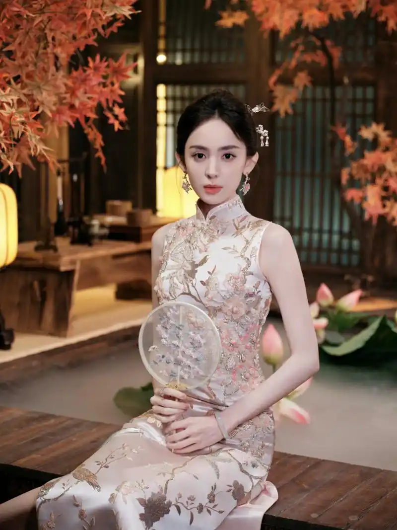 古力娜扎旗袍大片,大气优雅东方美人