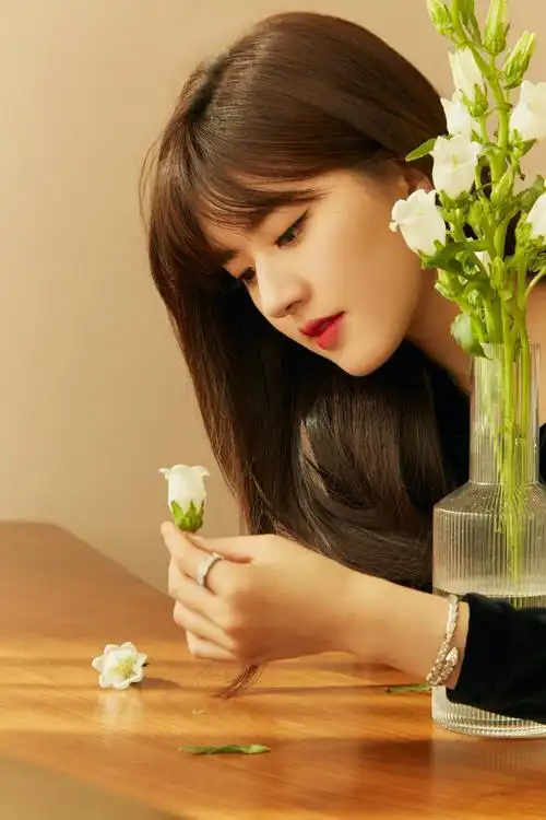 赵露思～ cr:赵露思工作室官微 - 堆糖,美图壁纸兴趣社区