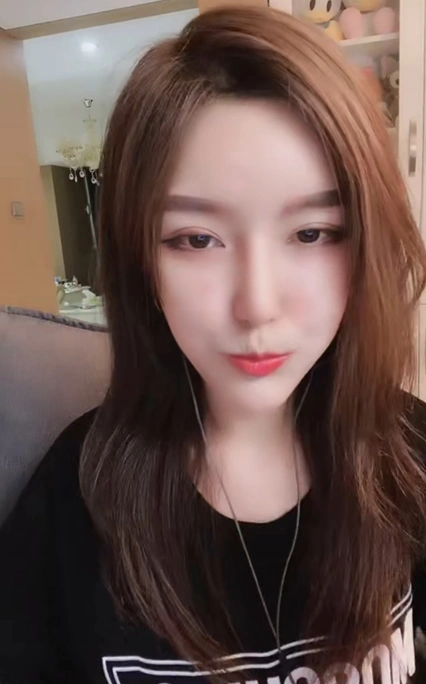 抖音夏了个天呐直播直言财迷的幸福很容易满足