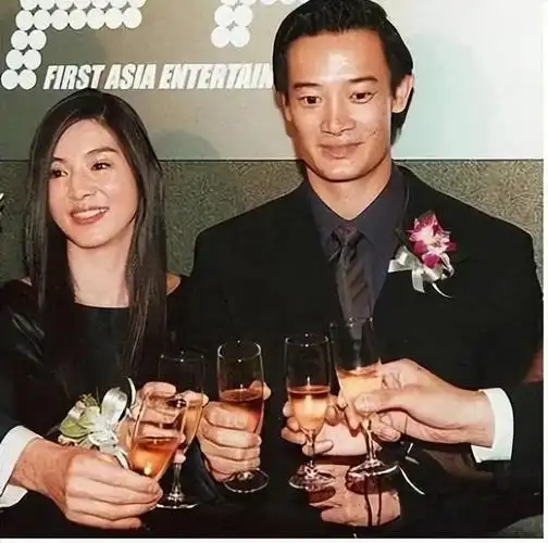 王丽坤被前夫坑惨那些遇到伪富豪的女星叫人无奈