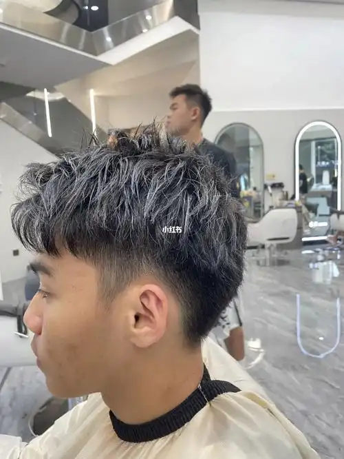 河源造型 @河源网红店 河源造型烫河源造型 河源头发护理 长发发型