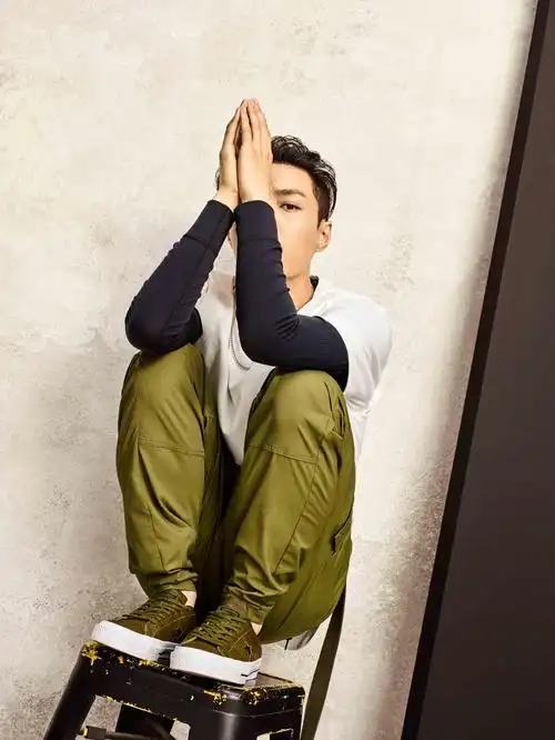 匡威正式宣布张艺兴成为品牌亚太区代言人