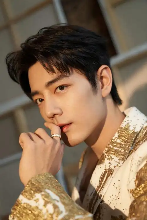 人间至此秋色尽,草木摇落露为霜,@x玖少年团肖战daytoy  你就像是那