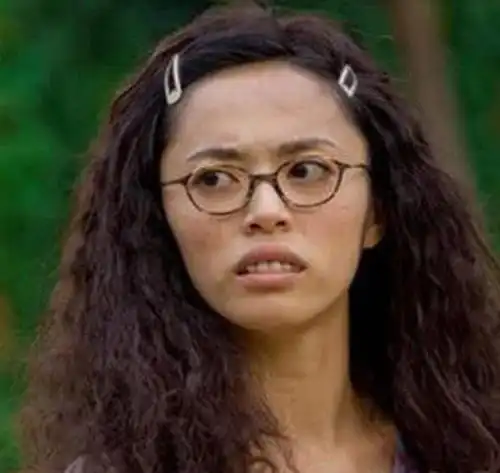 女星扮起丑来赵丽颖的难以直视迪丽热巴最敬业