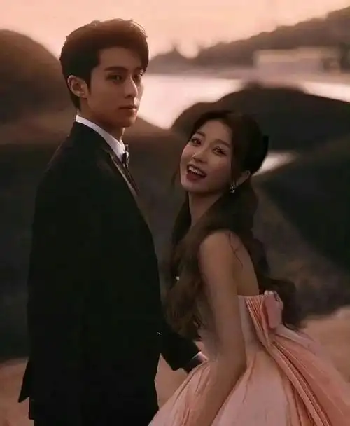 王鹤棣虞书欣,成毅刘浩存,田曦薇张艺兴,惠英红薛凯琪,选秀男又烂又