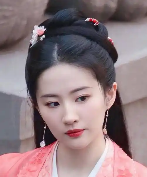 从《梦华录》看宋代"朋友圈":逛夜市很平常,甚至出现"外卖"_刘亦菲