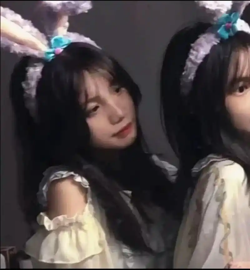 4人闺蜜头像快艾特你最好的闺蜜一起换