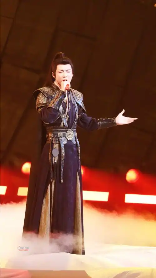 恰似故人归@摩登兄弟刘宇宁20231231 江苏卫视跨年演唱会《奉上》舞台