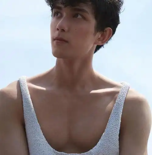 天生一张"痞子脸"!这10位男星,痞,欲,不愧是行走的荷尔蒙