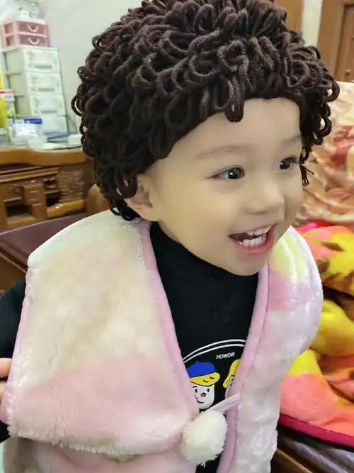 吞金兽:陪伴你的每一天虽然重复,普通但却超幸福哇 #洋娃娃 #今日发型