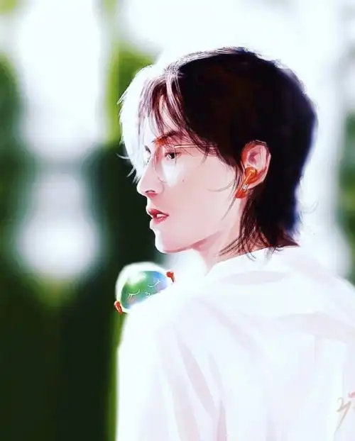 张哲瀚晒粉丝手绘作品