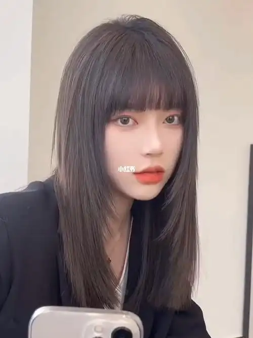 最近大甜美纯欲中长发锁骨发发型