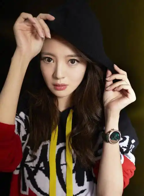 娱乐记忆 我不乖 但我很可爱 安以轩_爱情_李承铉_发展