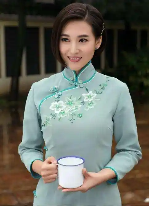 《家有儿女》中的小雪宁丹琳今年30岁啦!网友:漂亮迷人有气质