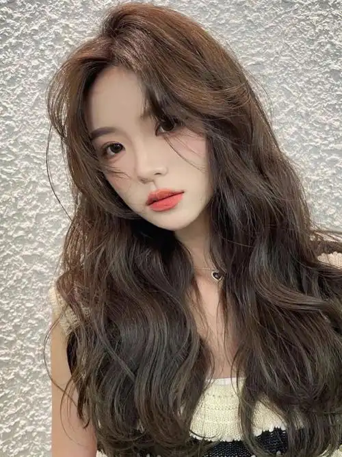 高颧骨方圆脸女孩请把这个发型焊在头上60