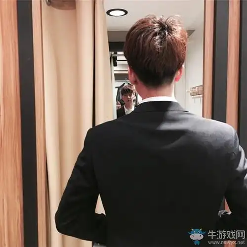 lollgd战队定妆照曝光西装帅小伙迷死人