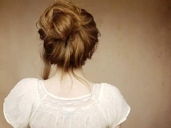 什么脸型适合扎丸子头