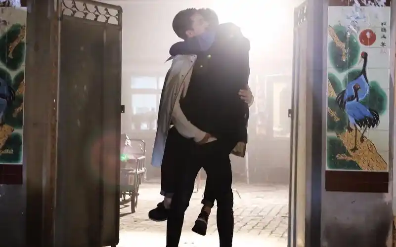 【盛势】第二季22精彩cut下 抱抱啦!千里寻夫到东北老家!超清1080p