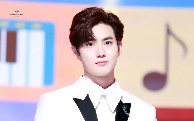 【金俊勉】【安利向】礼仪满分模范爱豆|高清经典饭拍合集