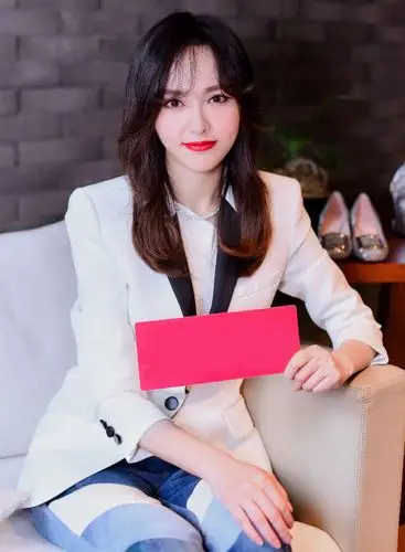 唐嫣经验西装颜料裤才是今年最时髦胖了也是腿精本精