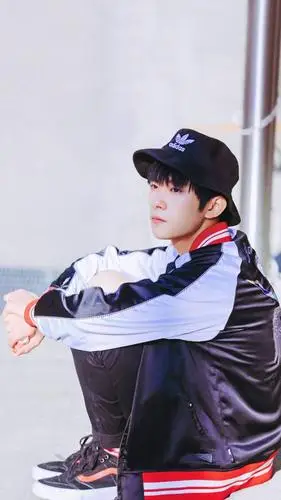 易烊千玺渔夫帽合集时尚潮流而又气质绝佳