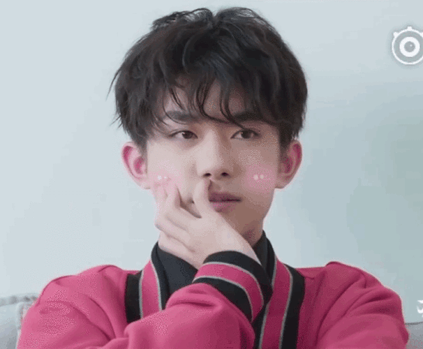 揭秘一下,易烊千玺,为什么这么厉害?