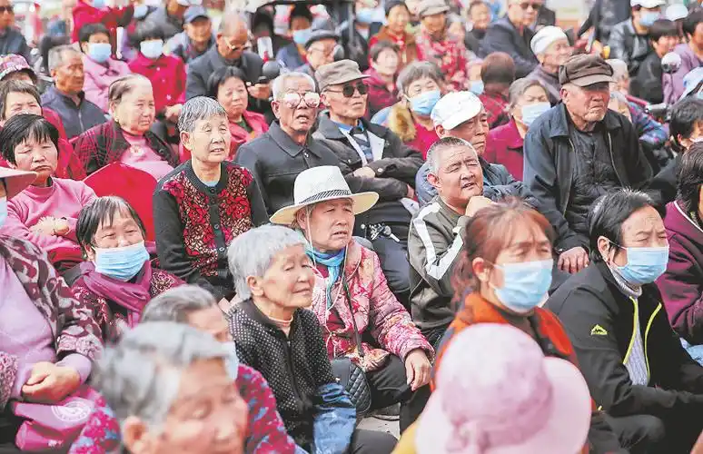 文化惠民 让群众享受 高品质的精神文化生活