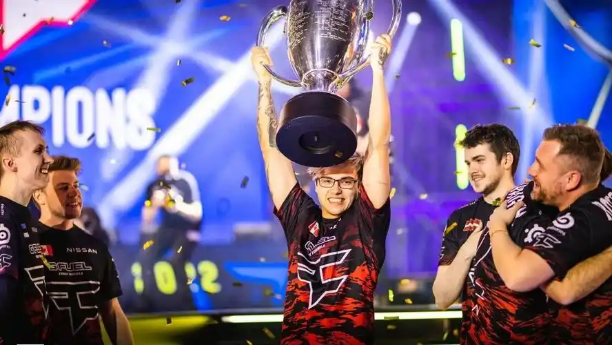 csgo壁纸发型总监twistzz