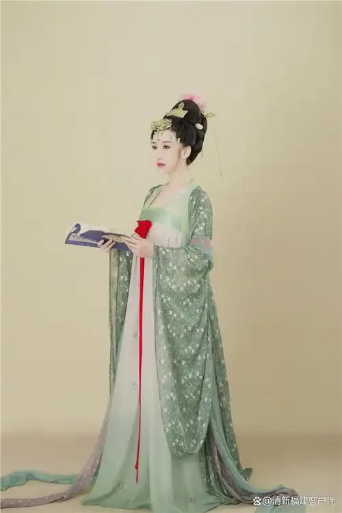 明星专题丨中国内地女演员,姜彦希"古装.汉装 .现代装"闪亮登场