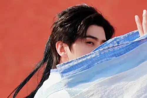 青春有你2蔡徐坤 古装太潇洒了