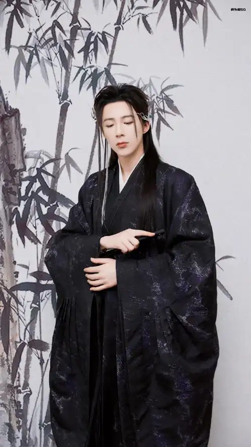 刘宇宁现场稳##刘宇宁跨年舞台首唱寻一个你##刘宇宁笑红尘港风腹古